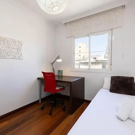 Spacious 3-bedroom In Apartment