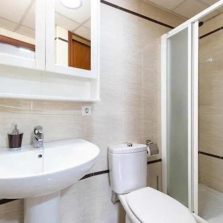 Spacious 3-bedroom In Apartment Malaga