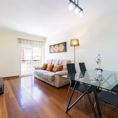 Spacious 3-bedroom In Apartment